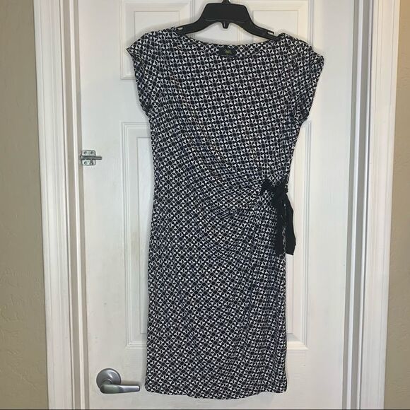 Taylor for A Pea In The Pod Maternity Side Tie Wrap Dress Size Small - Picture 1 of 8